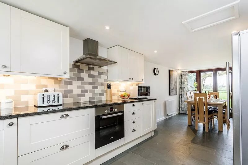 Courtyard Barn 5* rated in stunning rural location on Somerset, Dorset  border.