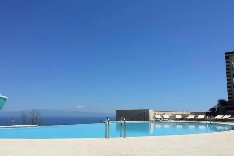 LUXURY APARTMENT,  TERRACE SEA VIEW, SWIMMINGPOOL, PRIVATE PARKING