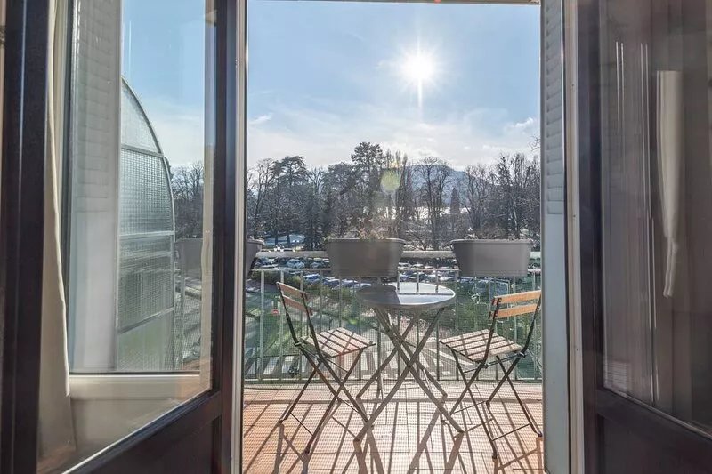 ALBIGNY IMPERIAL - Confortable flat near the lake