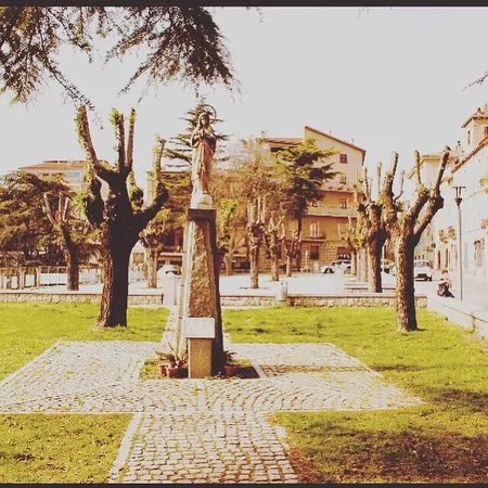 Piazza La Madonnina