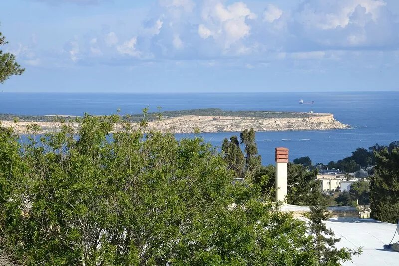 Holidaysinmalta  Private Pool Villa Margherita sleeps 16