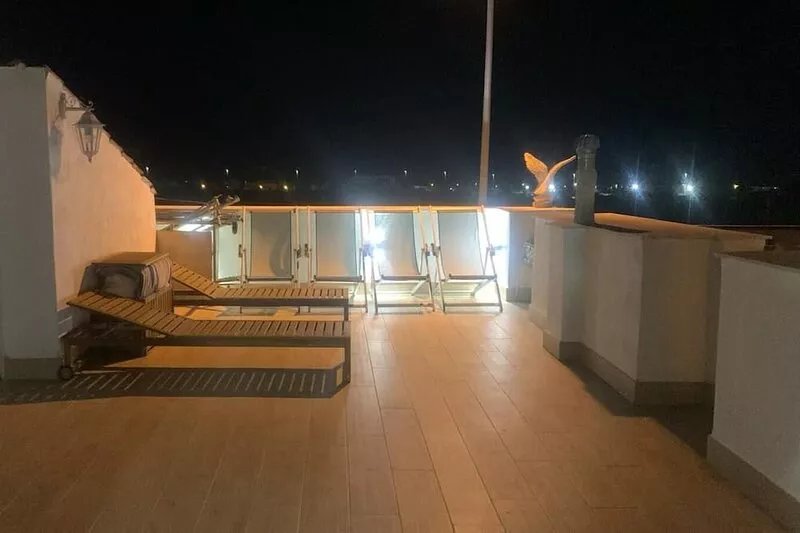 Antica Dimora Pugliese nei Pressi Dell'aeroporto e Porto di Bari con Patio Relax