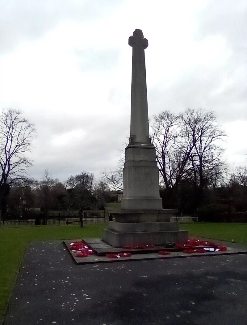 Memorial Gardens War Memorial