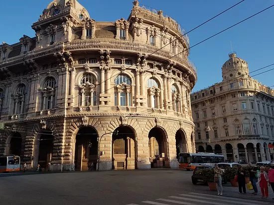 Piazza Raffaele De Ferrari