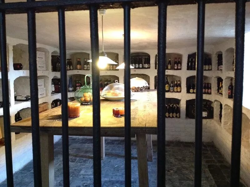 Beautiful, spacious and comfortable 19th century style house in the countryside