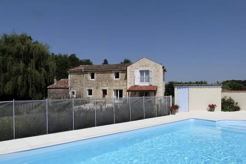 Delightful Moulin with Private Heated Saltwater Pool, WiFi, 20 mins from coast