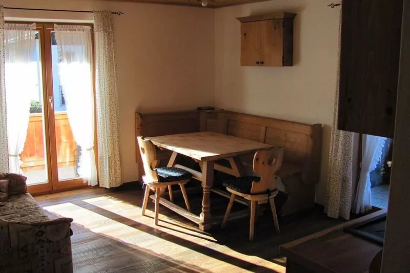 Quiet and centrally located in Grainau, 4-star level, w-lan, wallbox