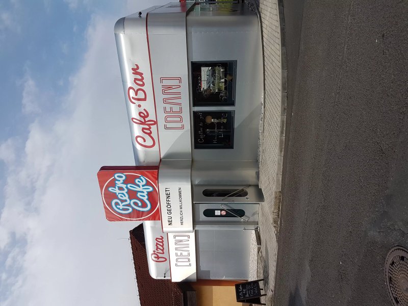 Retro Cafe