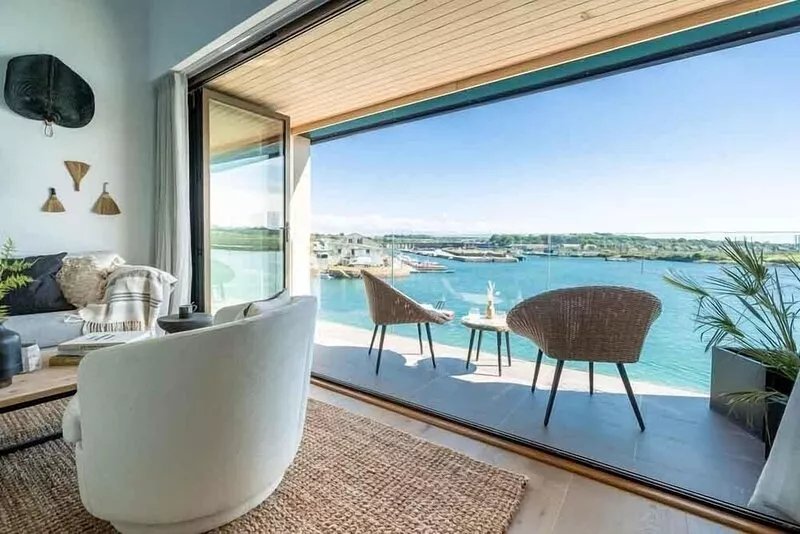 15 Cannery Row sleeps 6 with estuary views