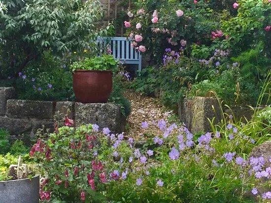 Chiswell Walled Garden