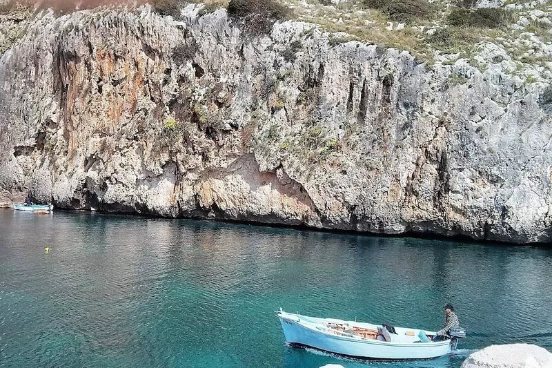 PRICELESS RESIDENCE in the ANCIENT VILLAGE of CASTRO MARINA (LE)