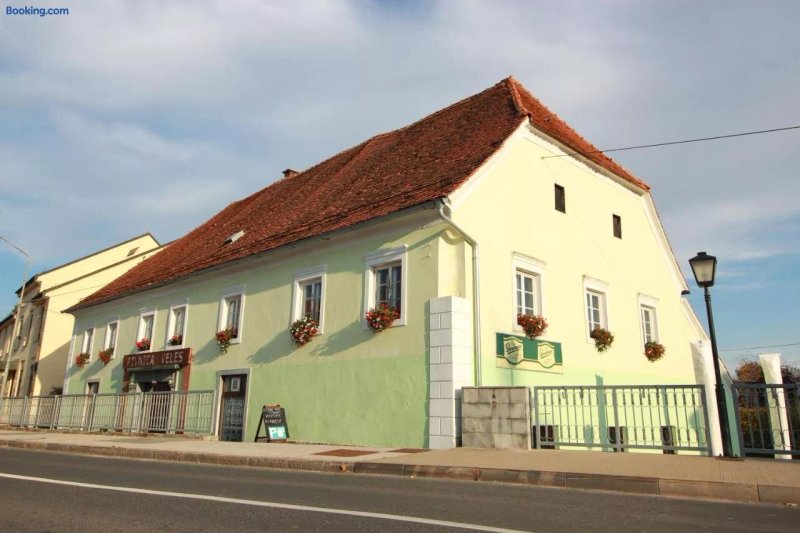 Hostel Veles