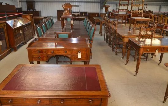 Driscolls Antiques Ltd (Antiques World)