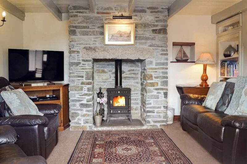 2 bedroom accommodation in Charlestown, St Austell