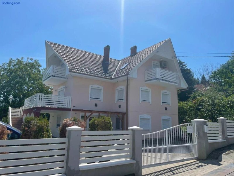 Gitta Apartmanhaz