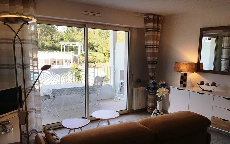 Sables d'Ol. Very nice T3 with all comforts, 7mn walk from the sea and thalasso.