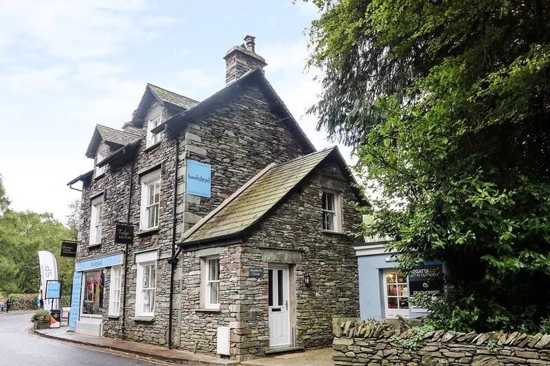 SHEPHERD'S CROOK, family friendly in Grasmere