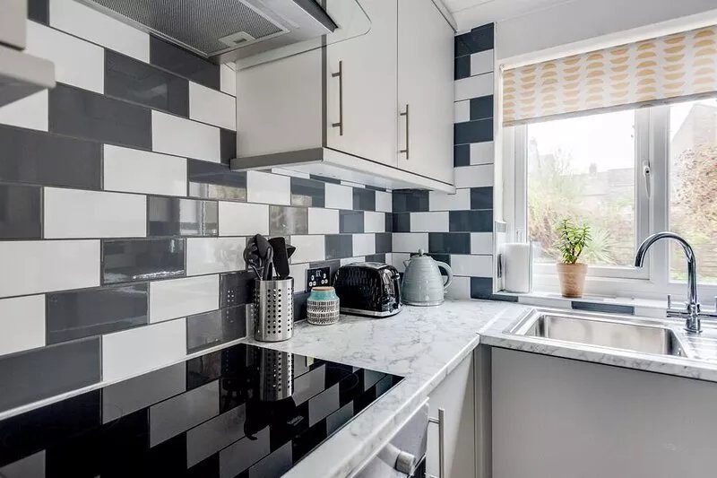 Bright & Spacious 2-Bedroom Jericho House