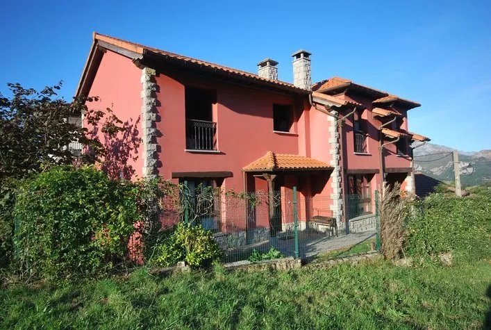 Casa Rural La Redondiella