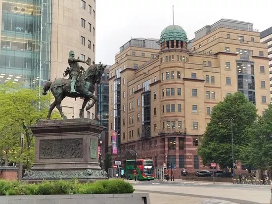 Edward, The Black Prince Statue