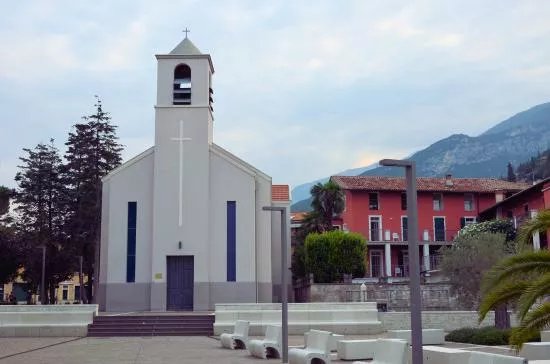 Chiesa di Santa Maria al Lago