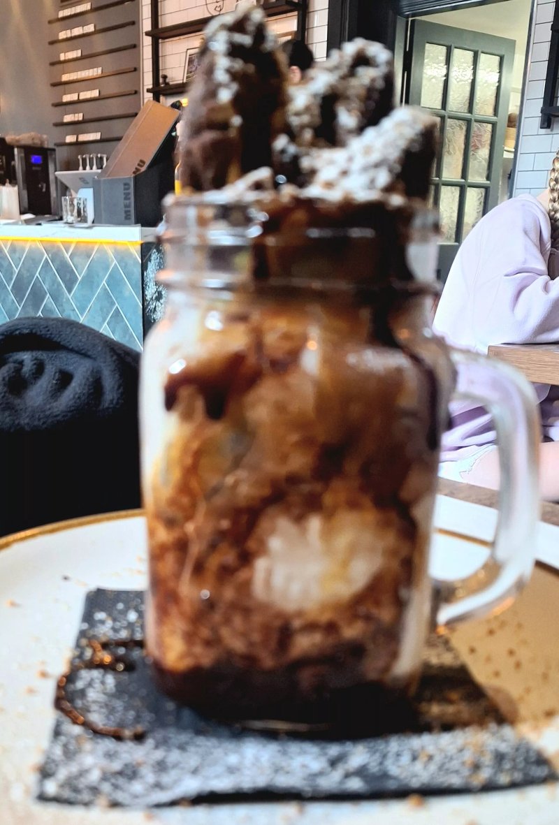 Up Eats Cafe
