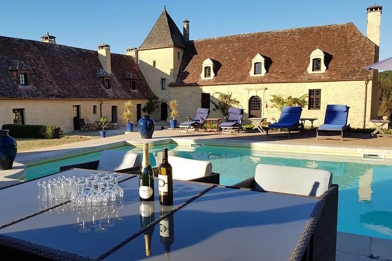 Magnificant Manor House With Heated Swimmingpool Just On the Outskirts of Sarlat