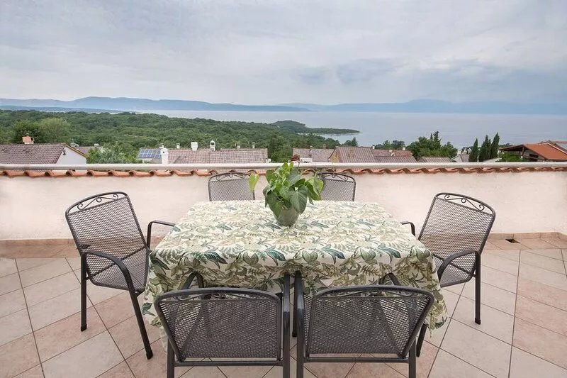Two bedroom apartment with terrace and sea view Njivice, Krk (A-5427-b)