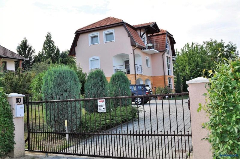 Katalin Apartmanhaz