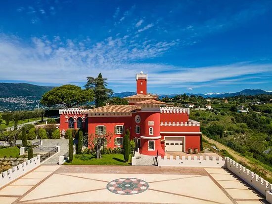Chateau De Cremat