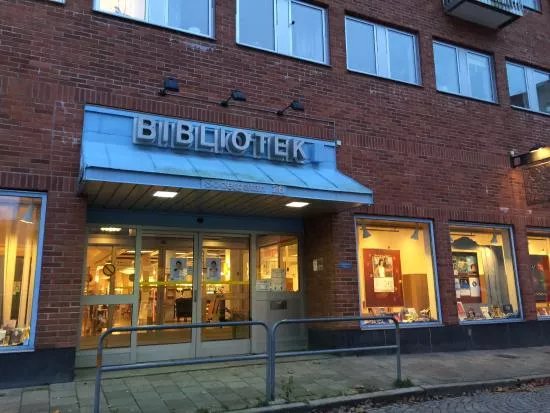 Uddevalla stadsbibliotek