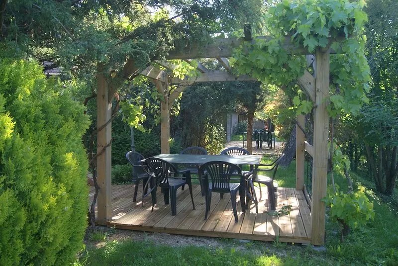 Charming gite at the heart of Bourgogne, pool, sauna and horseback riding