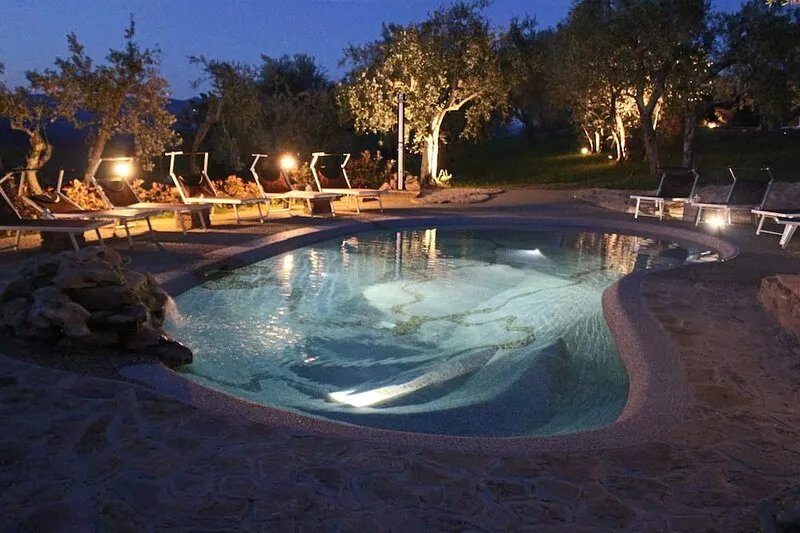 Charming family house in Tuscany. Construction for 2 persons, pool, wifi, garden