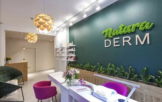 Natura DERM