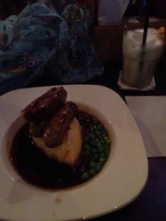 The Hop Poles. Enfield