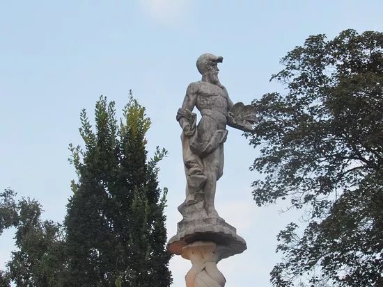 Neptunbrunnen