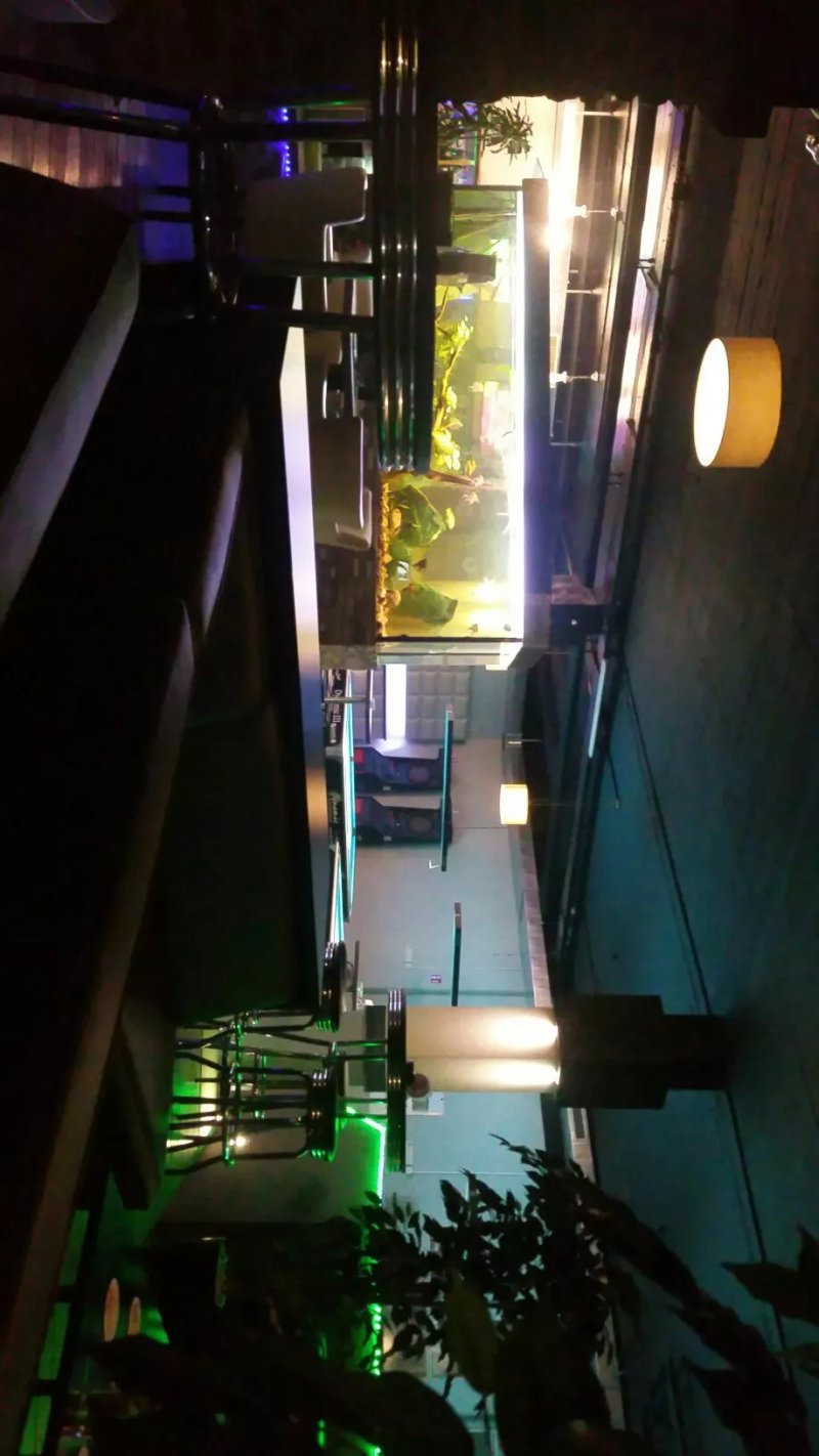 Take 5 Club Lounge