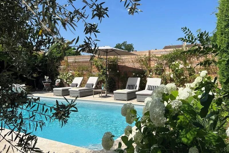 Beautiful Maison De Maitre With Pool Close To Saint Emilion