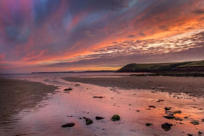 Bangeston Barn, 2 mins to surf beaches & coast path - 25% off weekly booking