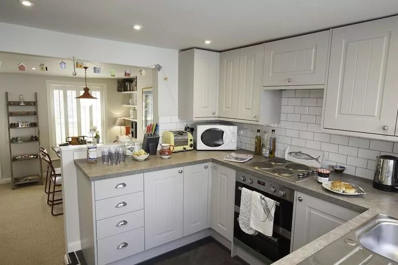 Old Railway Cottage - Bembridge.