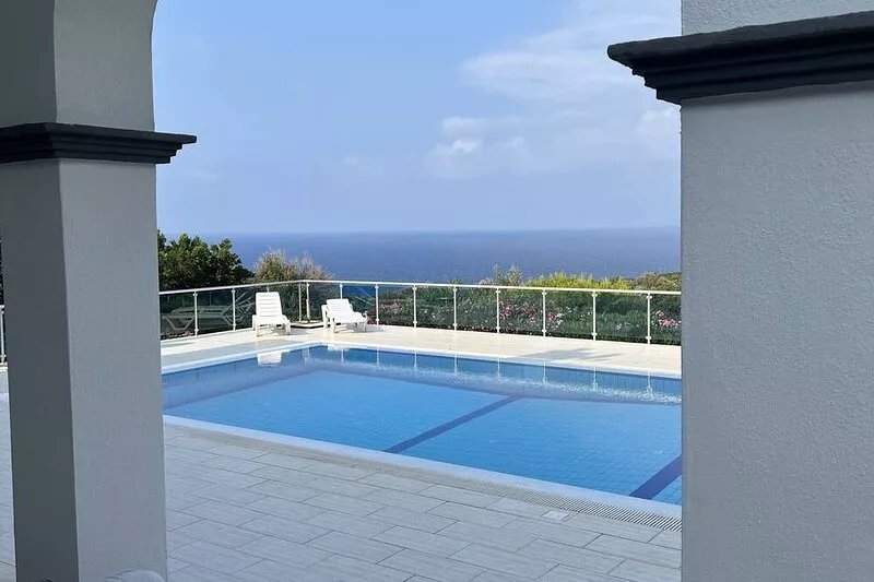 Bluebell Villa - Luxury 4 Bedroom Villa Kayalar