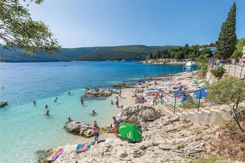 Nice home in Labin with outdoor swimming pool