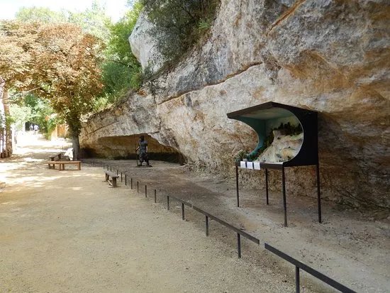 L'Abri Cro-Magnon