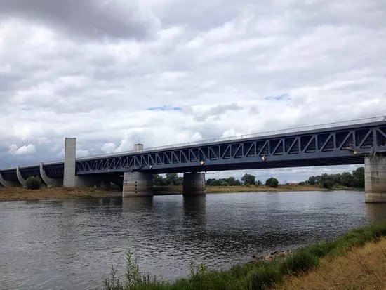 Kanalbruecke Magdeburg