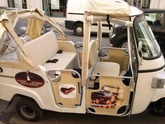 Aqui e Ali Tuk Tuk Tours