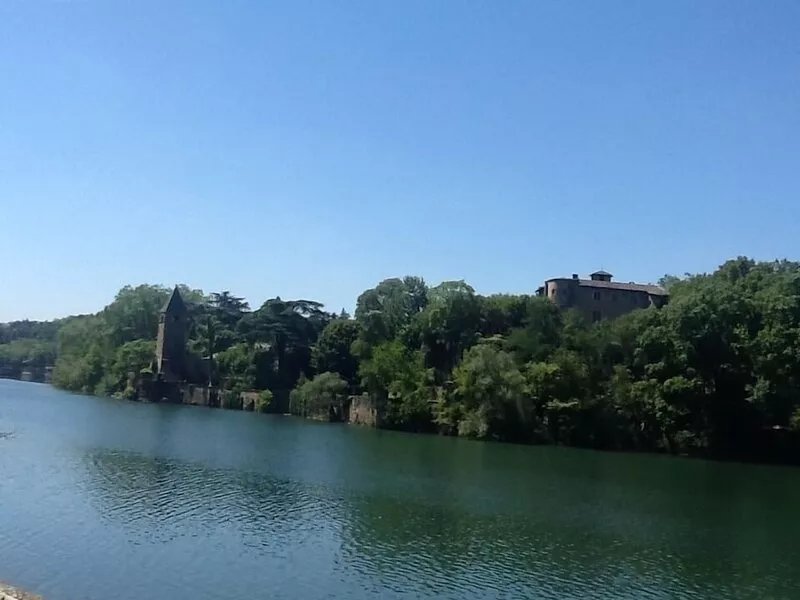 Cosy house with garden and private pool 15 minutes from Lyon in the Beaujolais