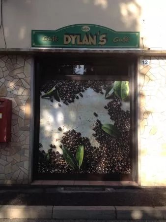 Dylan's Cafe