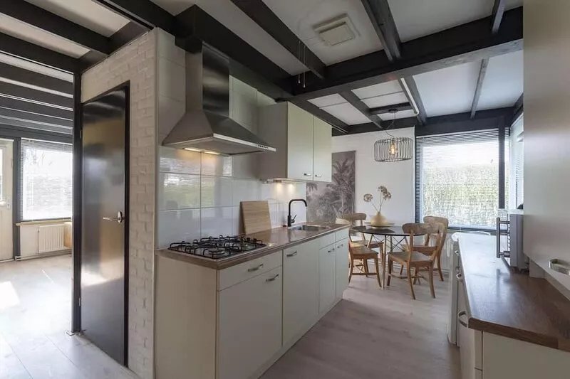 Attractive bungalow with modern furnishings