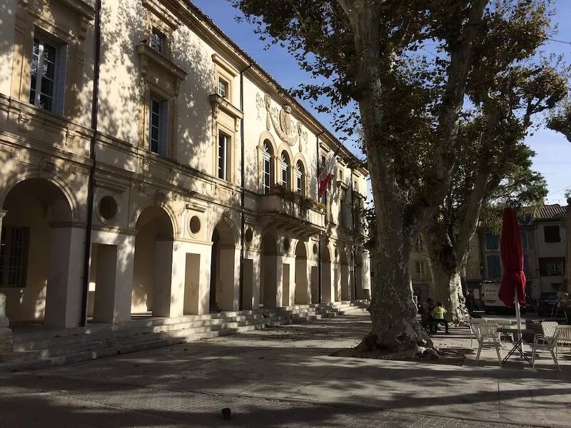 Perfect location for a fabulous week in sunny Provence.