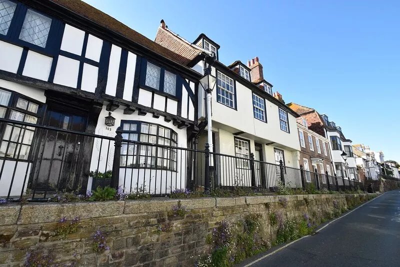 Old Town Bolthole a romantic retreat for two, Hastings, East Sussex